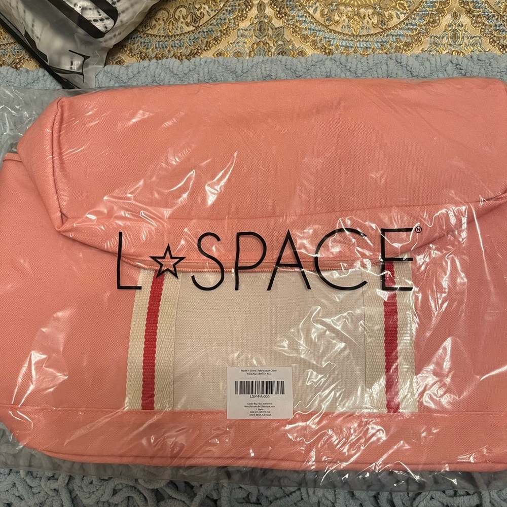 L Space Coastal Cooler